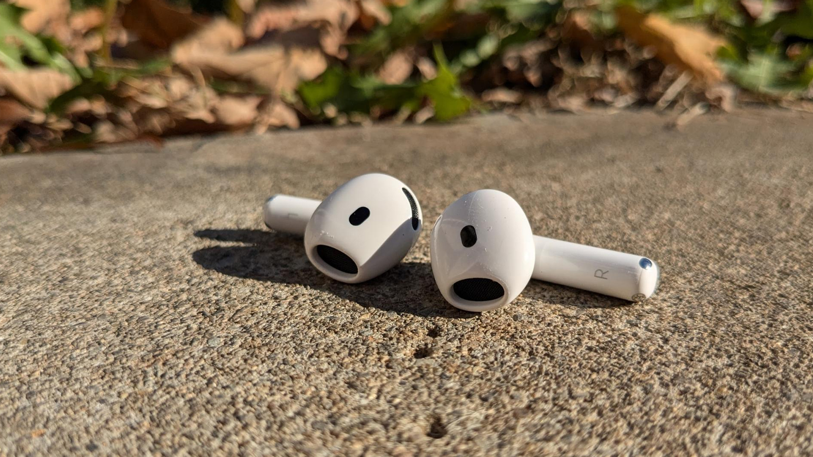 هدفون بلوتوثی اپل مدل AirPods 4