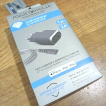 شارژر دیواری فورس مدل FPCSMFIN1.2MG به همراه کابل لایتنینگ